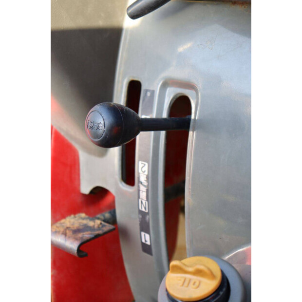 YANMAR F-200-48964304