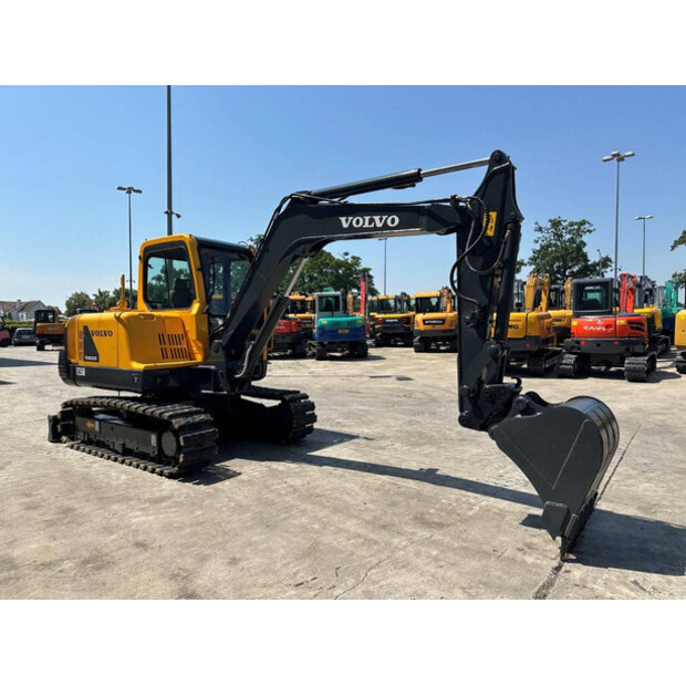 2014 فولفو EC55B-48965156