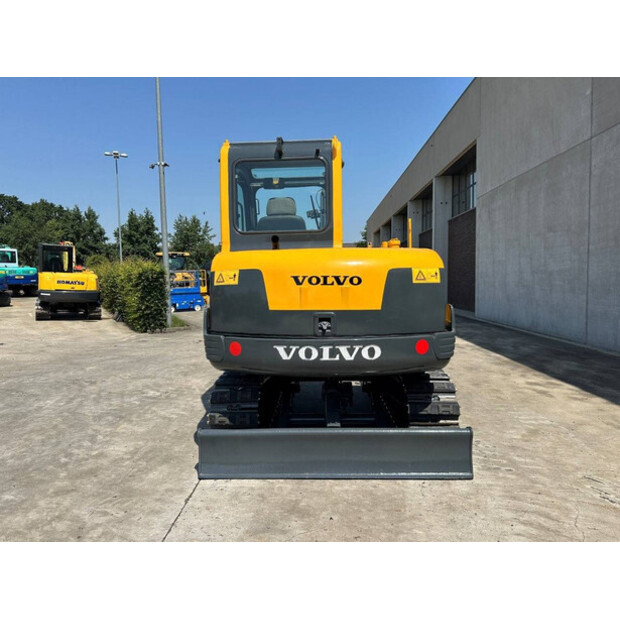 2014 فولفو EC55B-48965158