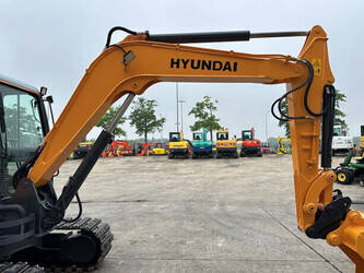 2016-hyundai-r60vs-1483789-48965229
