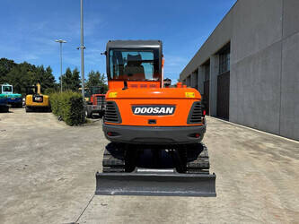 2018-doosan-dx55-9c-1483791-48965289