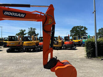 2018-doosan-dx55-9c-1483791-48965296