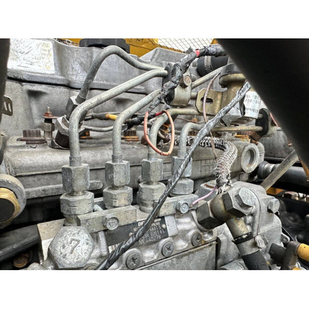 2013 Caterpillar 305.5-48965354
