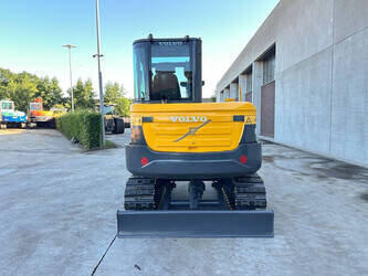 2013-volvo-ec60c-1483795-48965460
