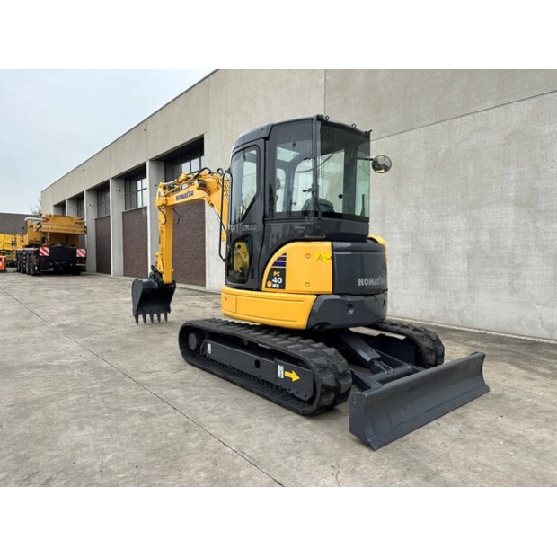 2010 كوماتسو PC40MR-2-48965546