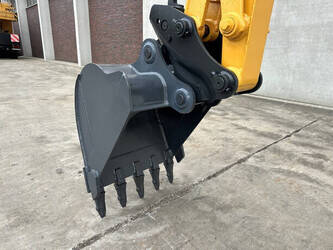 2010-komatsu-pc40mr-2-1483797-48965548