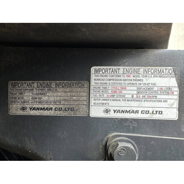 2010 كوماتسو PC40MR-2-48965569