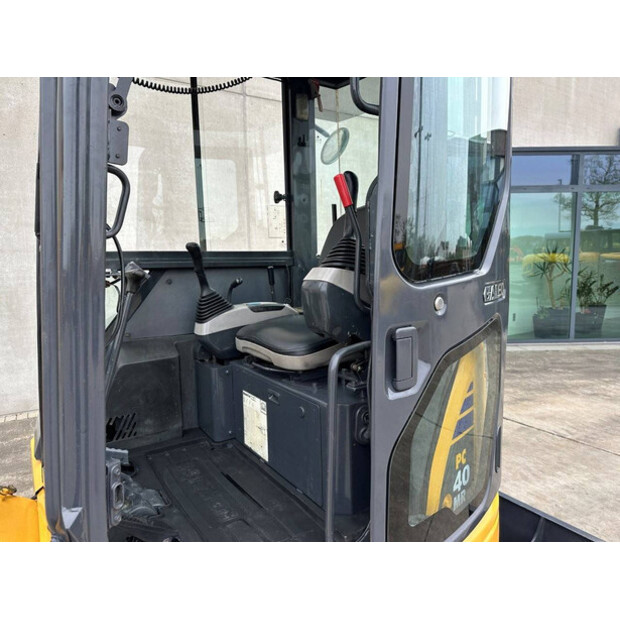 2010 كوماتسو PC40MR-2-48965573