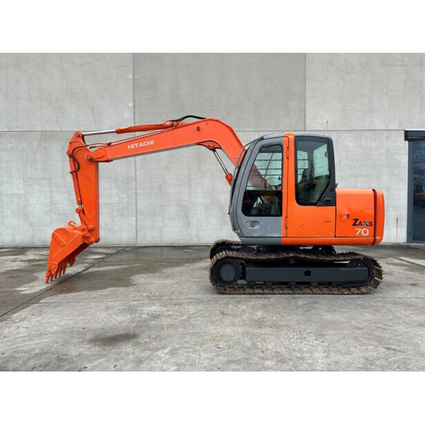 2016 Hitachi ZX70-48965630