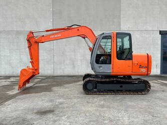 2016-hitachi-zx70-1483799-48965630