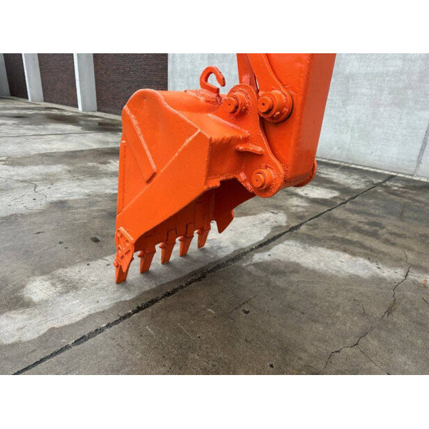 2016 Hitachi ZX70-48965631