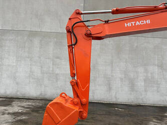 2016-hitachi-zx70-1483799-48965634