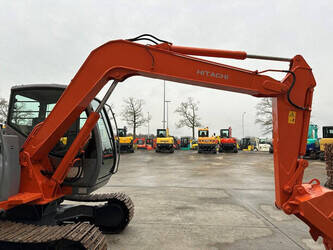 2016-hitachi-zx70-1483799-48965637