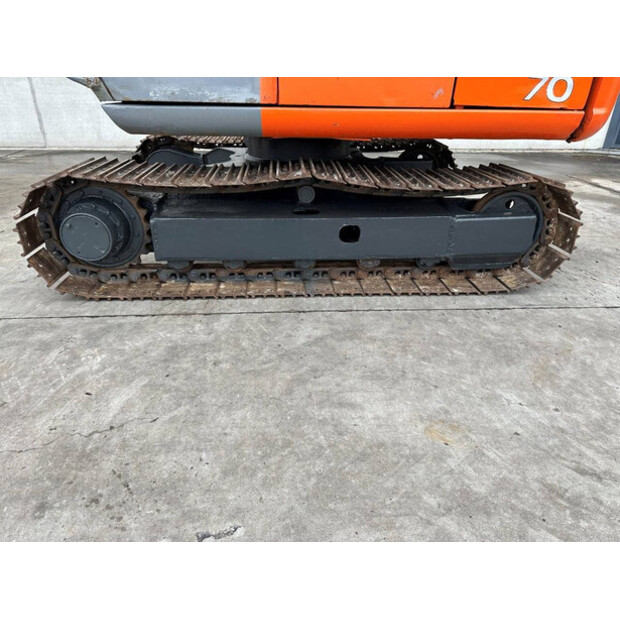 2016 Hitachi ZX70-48965642