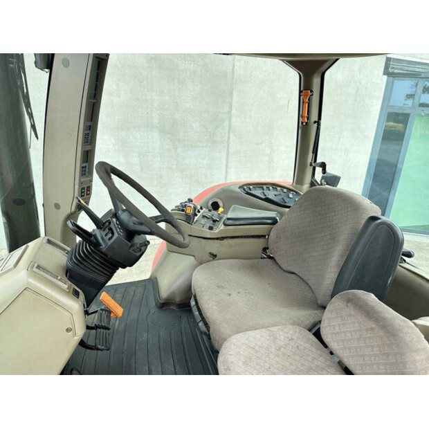 2004 CASE IH Magnum 285 4WD-48965738