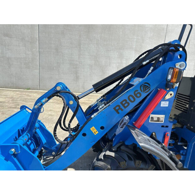 2025 ريبة RB06-48965893