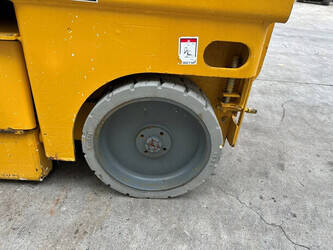 2002-haulotte-compact-10-1483811-48966157