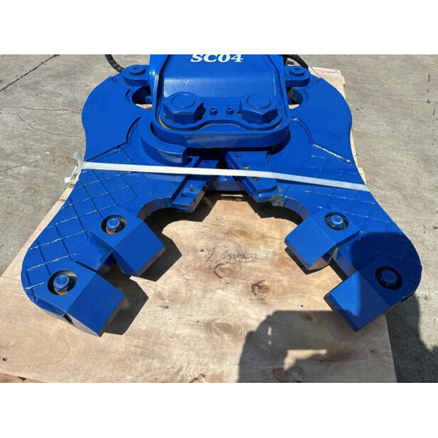 2026 HEROE SC04-48966364