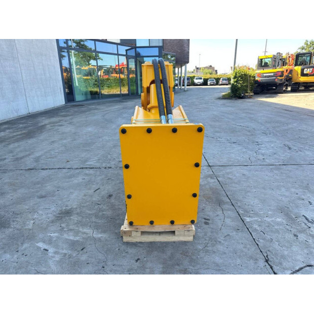 2026 Caterpillar 320-48966368
