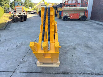 2026-caterpillar-320-1483823-48966372