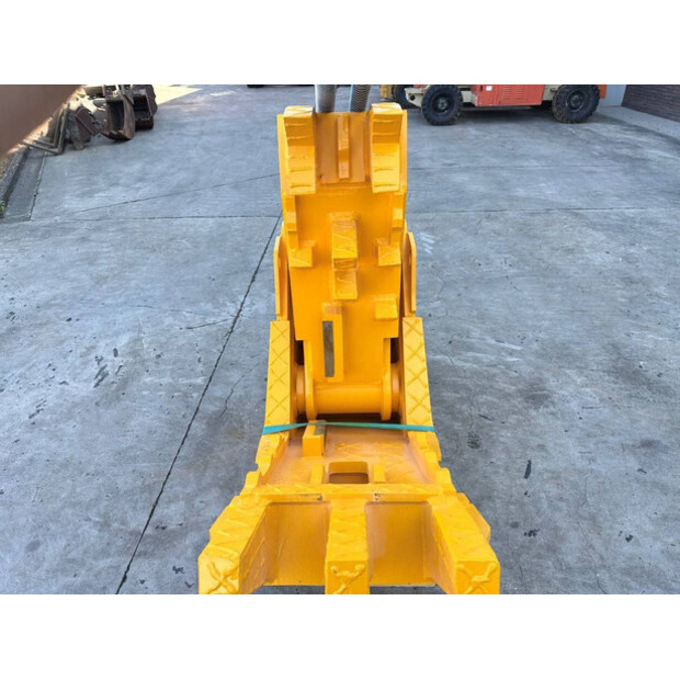2026 Caterpillar 320-48966377