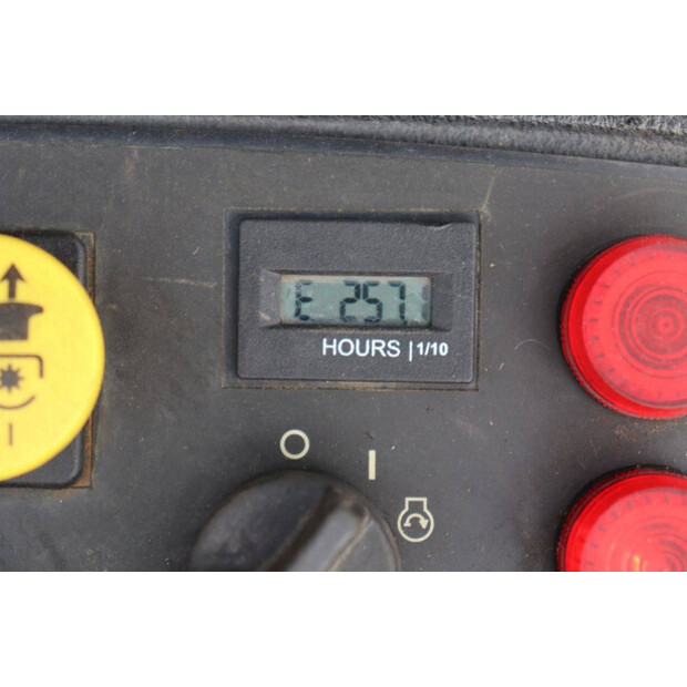 2019 Ferris Zeroturn IS 2600Z-48966569