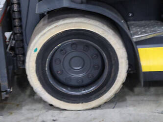 2021-linde-e40h-01-600-1483835-48966710