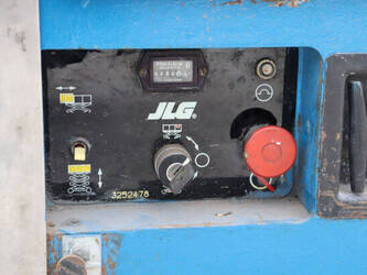 1997-jlg-2046-e-1483836-48966750