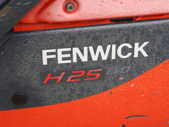 2017-fenwick-linde-h25d-02-48967119