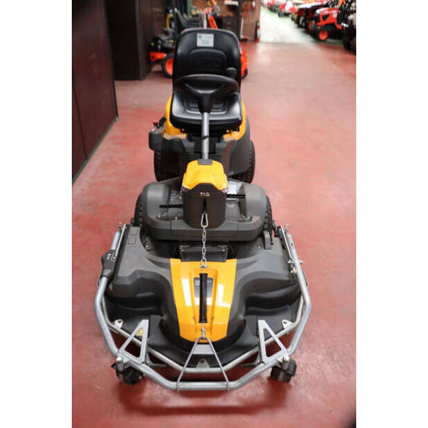 ستيجا Park-48967245