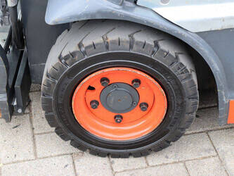 2020-linde-e15-02-1483853-48967277