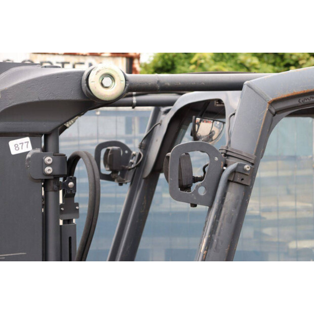 2020 ليندي E15-02-48967279