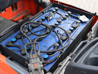 2020-linde-e15-02-1483853-48967295