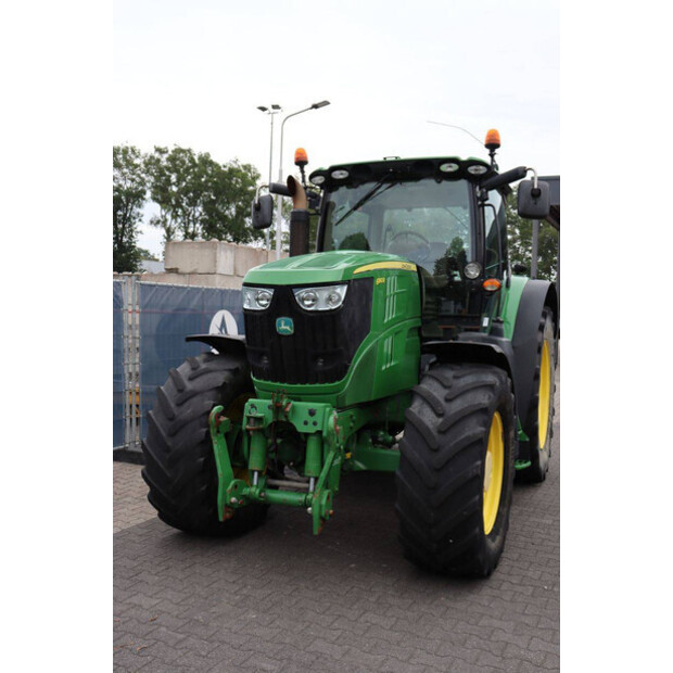 2012 JOHN DEERE 6190R-48967482