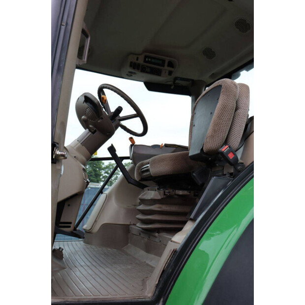 2012 JOHN DEERE 6190R-48967506
