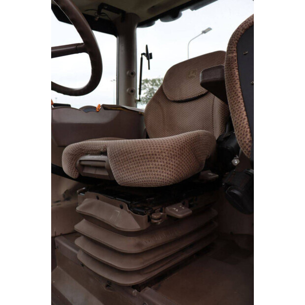 2012 JOHN DEERE 6190R-48967507