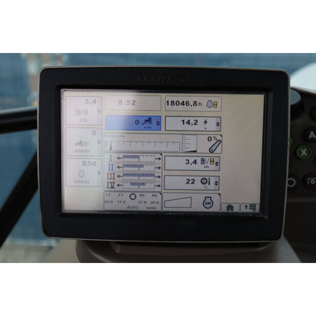 2012 JOHN DEERE 6190R-48967519