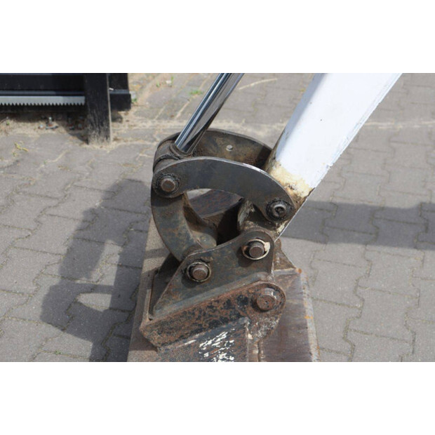2018 BOBCAT E19-48967960