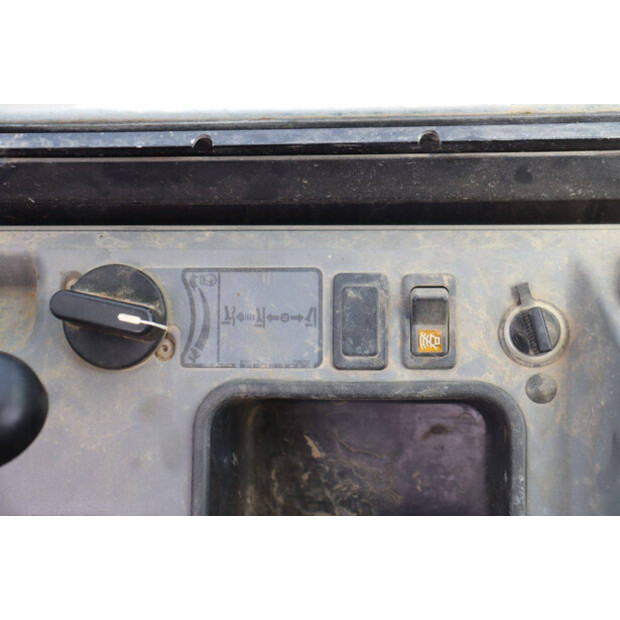2018 BOBCAT E32-48968018