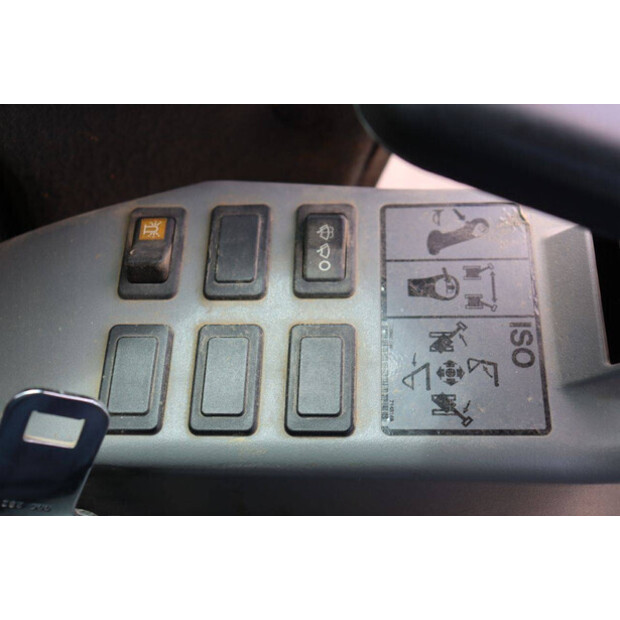 2018 BOBCAT E32-48968020