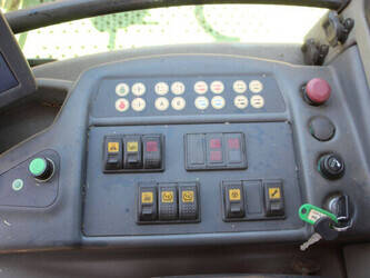 2012-krone-big-x-700-1483872-48968067