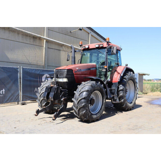 2002 CASE IH MX135-48968171