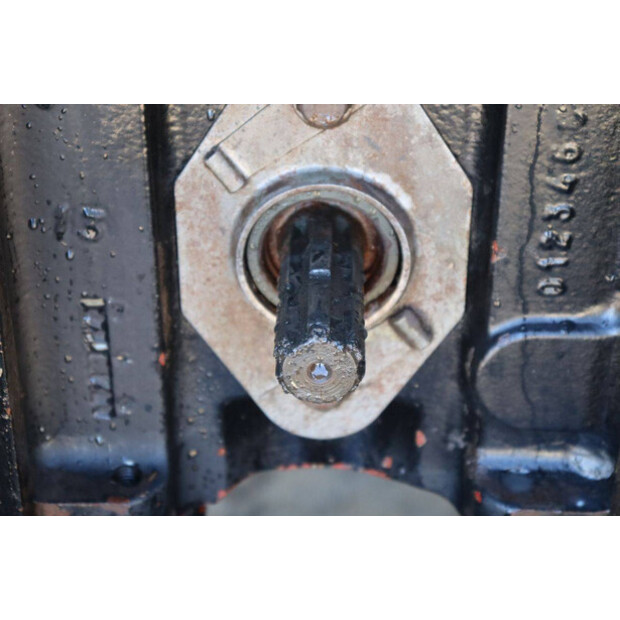 2002 CASE IH MX135-48968182