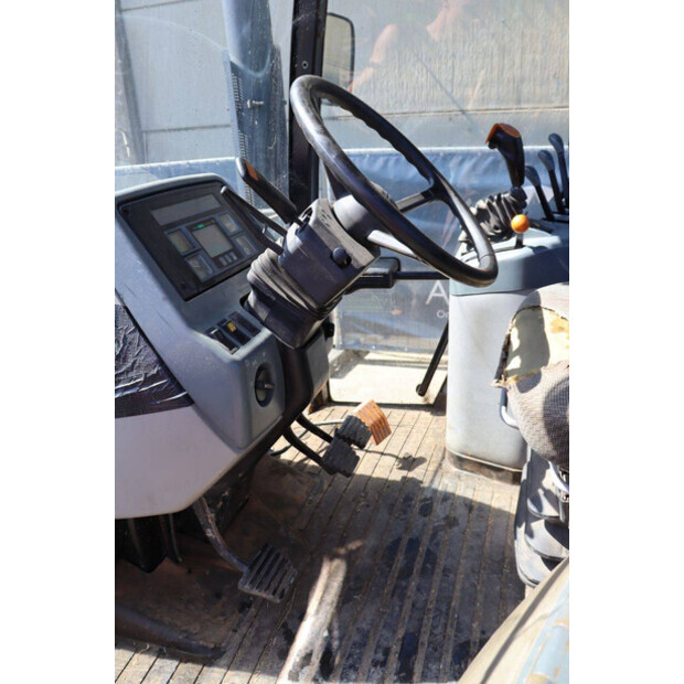2002 CASE IH MX135-48968189