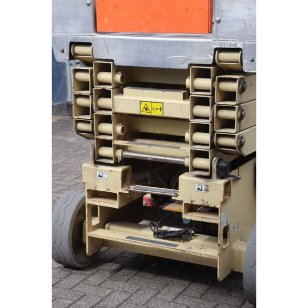 2011 JLG 3246 ES-48968221