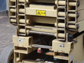 2011-jlg-3246-es-1483876-48968221