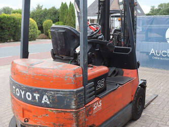 2009-toyota-7fbmf25-1483888-48968571