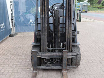2009-toyota-7fbmf25-1483888-48968573