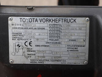 2009-toyota-7fbmf25-1483888-48968593