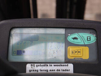 2009-toyota-7fbmf25-1483888-48968595